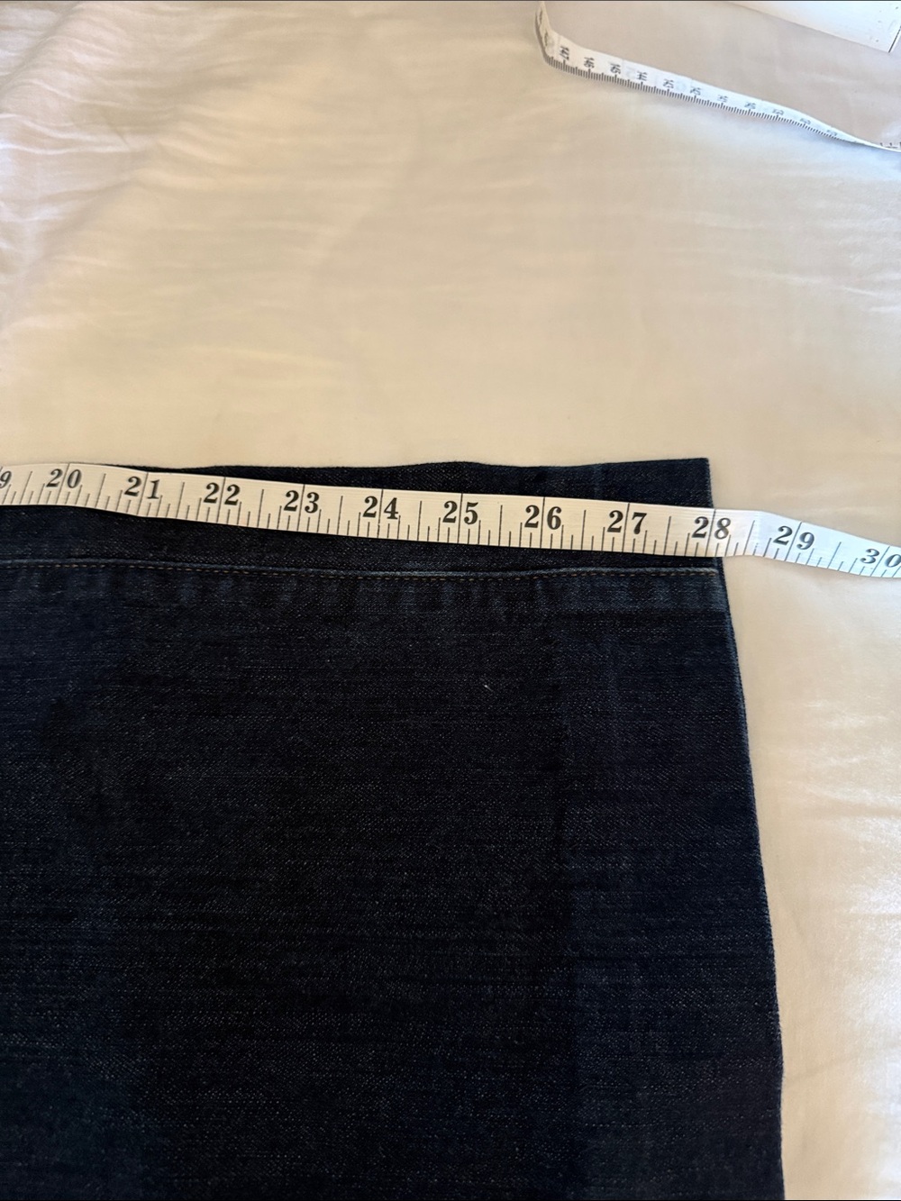 Tommy Jeans Dark Blue Denim Jeans hemmed - Picture 7 of 7